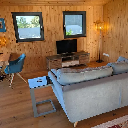 Enzo Oberaichwald (Carinthia)