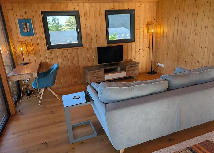 Enzo Oberaichwald (Carinthia)